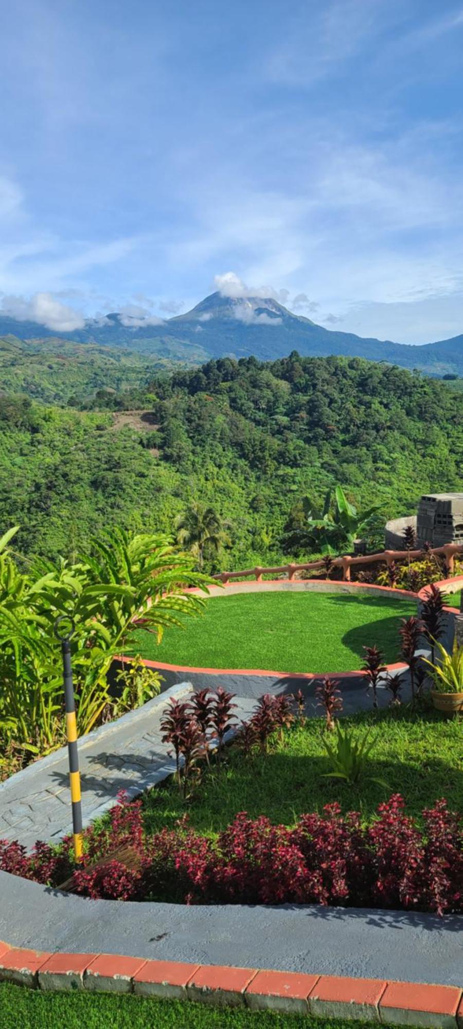 Serene Mountain Escape Digos ภายนอก รูปภาพ